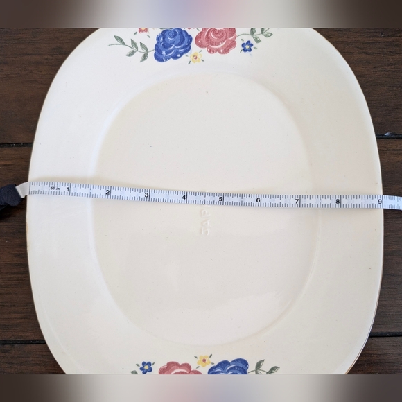 Vintage Mid-century Ceramic Serving Platter With Floral Details - Picture 8 of 8